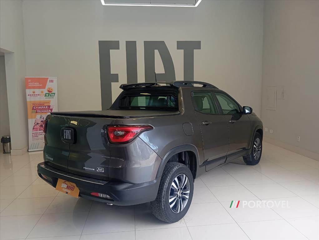 FIAT TORO 2.0 16V TURBO DIESEL FREEDOM 4WD AT9 2021/2022