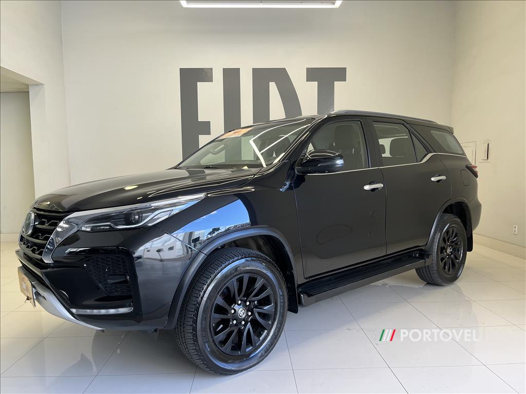 TOYOTA HILUX 2.8 D-4D TURBO DIESEL CD SRX 4X4 AUTOMÁTICO 2022/2022