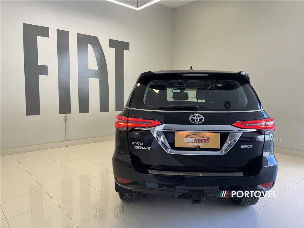 TOYOTA HILUX 2.8 D-4D TURBO DIESEL CD SRX 4X4 AUTOMÁTICO 2022/2022