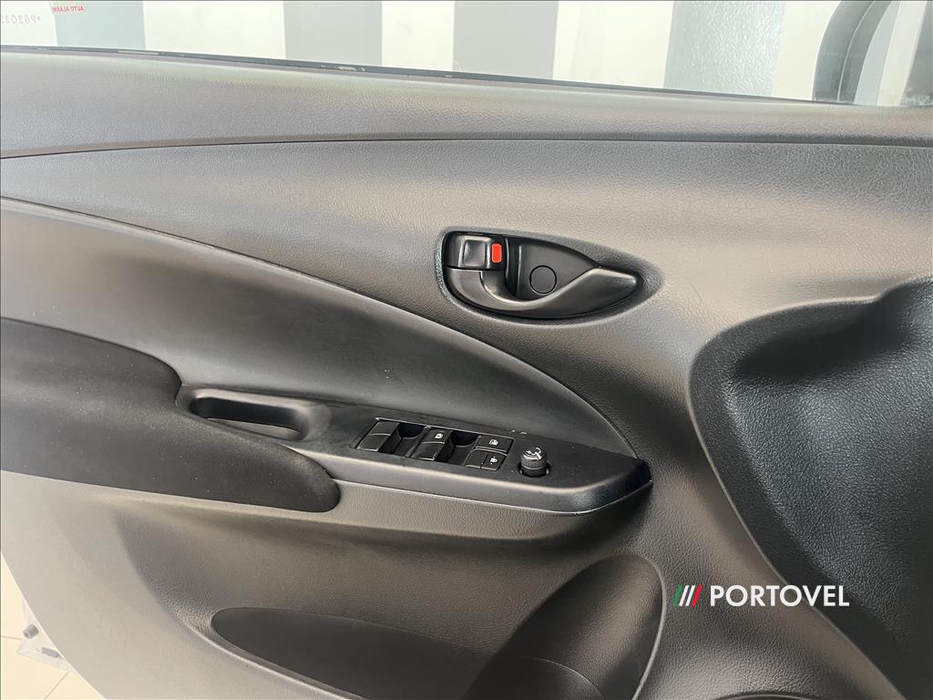 TOYOTA YARIS 1.5 16V FLEX SEDAN XL LIVE MULTIDRIVE 2022/2023