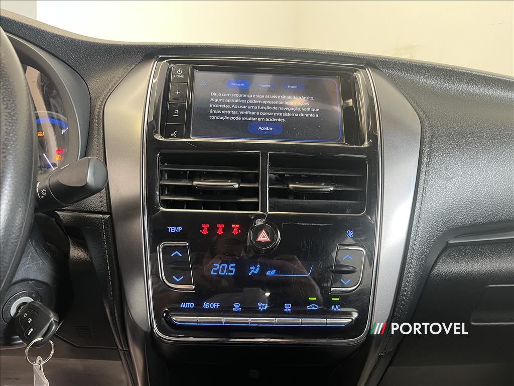 TOYOTA YARIS 1.5 16V FLEX SEDAN XL LIVE MULTIDRIVE 2022/2023